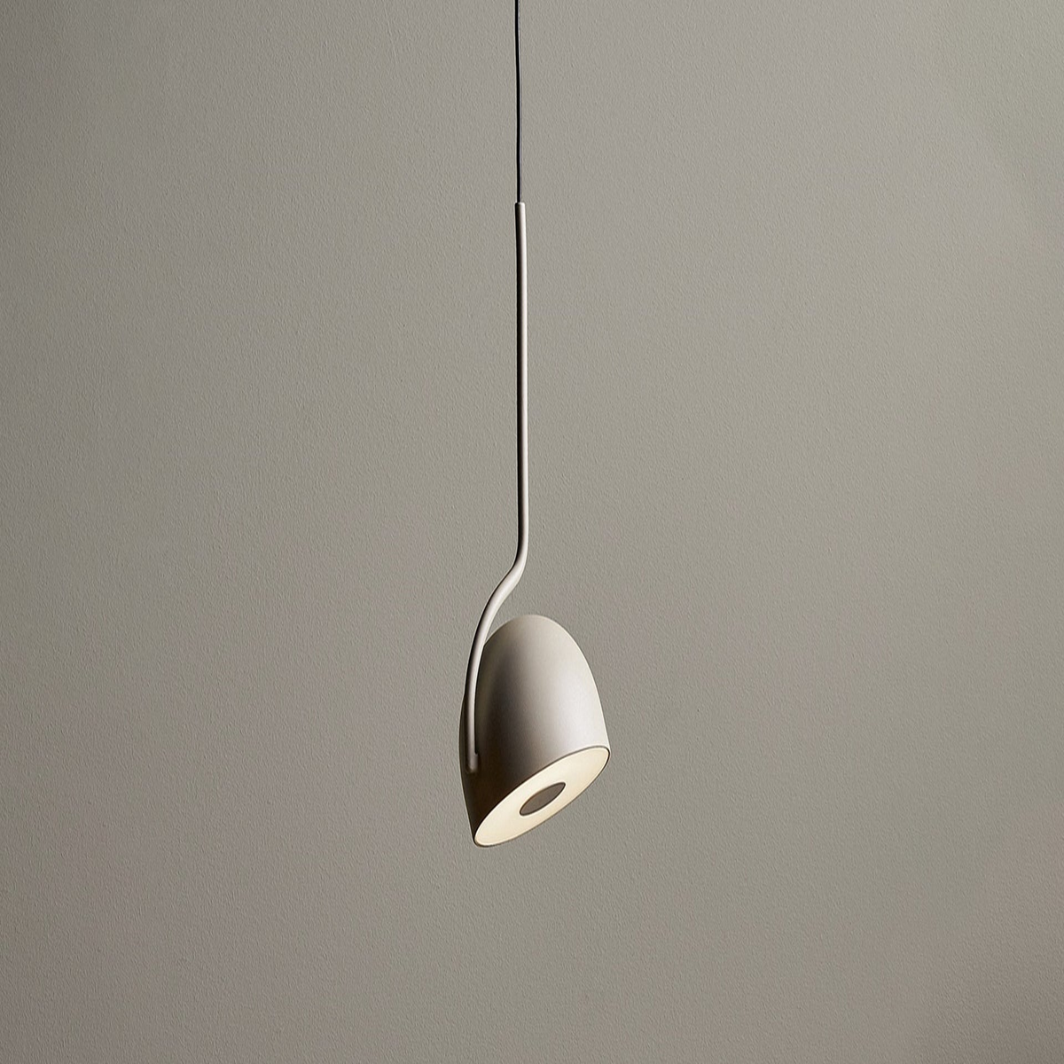 Bowee Linear Pendant